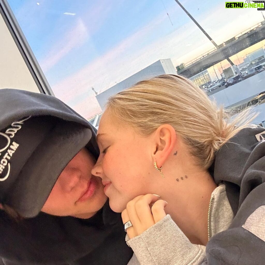 Jordyn Jones Instagram - i love you so much and i’m so thankful for you and our love. happy birthday babyy ❤️🌹