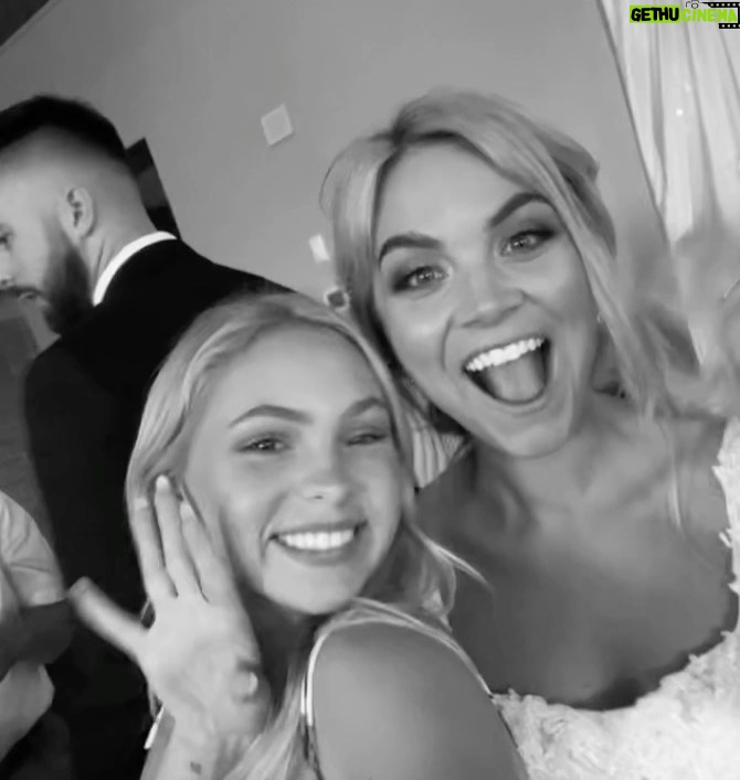 Jordyn Jones Instagram - since i last saw my sister, she became a mother & today she became a wife! 💍🤍🪄 I know we both wish more than anything that Dad could’ve been there & walked you down the aisle… you are so strong and i love you so much. Congrats to you & cam ♾ Fort Wayne, Indiana