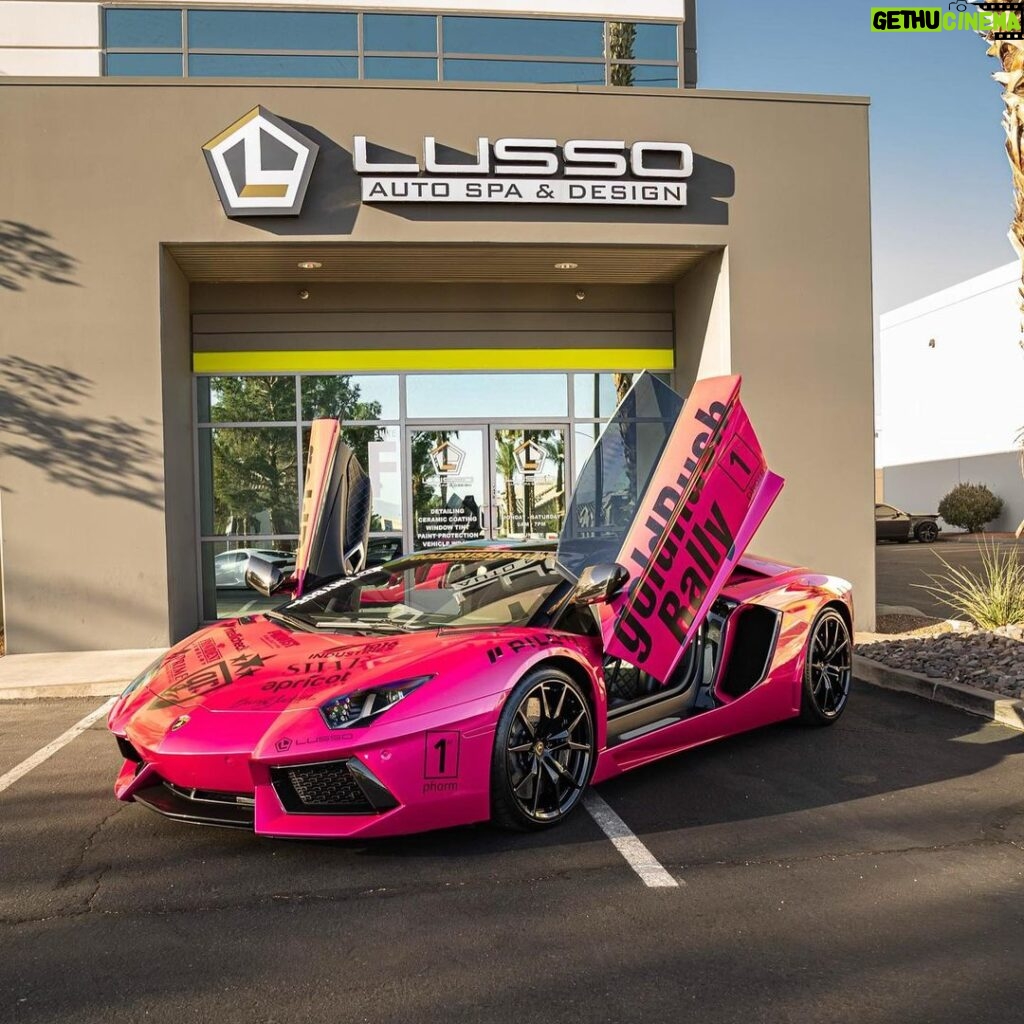Jordyn Jones Instagram - new wrap reveal for @goldrushrally thanks to @lussolv 💘💘 can’t believe i’m driving this machine from vegas to miami… Scottsdale, Arizona