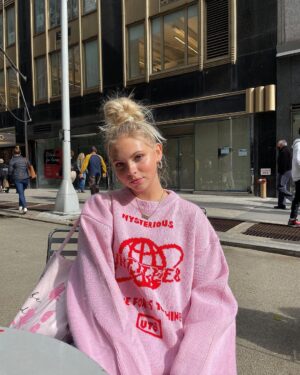 Jordyn Jones Instagram - top 10 o c t o b e r 🤎