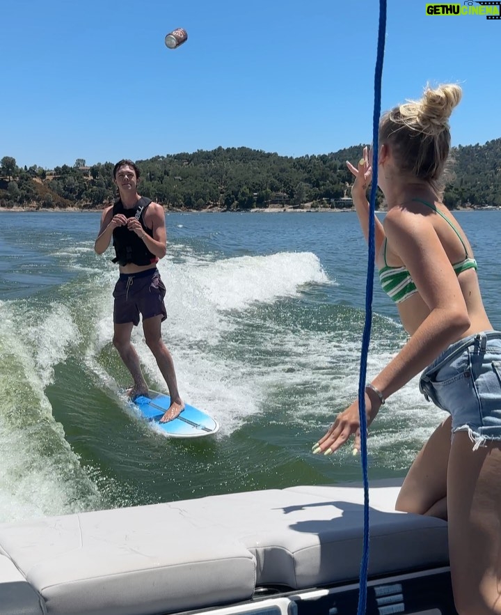 Jordyn Jones Instagram - root beer ftw 🤝 Lake Nacimiento, California