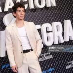 Jorge López Instagram - Premiere “operación marea negra 2” Otro sueño hecho realidad , esta vez de la mano de personas integras y solidarias que me impulsaron a seguir creciendo y expandiendo cómo profesional y ser humano. Gracias Infinitas @ficcionproducciones , @primevideoes , @primevideobr , @primevideopt . Nunca olvidaré la noche en que presentamos este trabajo, que para mi es el resultado de un proceso creativo que involucró infinitos retos, quizás los más hasta el momento. con la sala llena y mis amigos allí presentes, solo puedo concluir que lo esencial es invisible a los ojos. El ultimo video me hizo el día ♥️😂 #OMN2 #operacionmareanegra2 Cine Callao