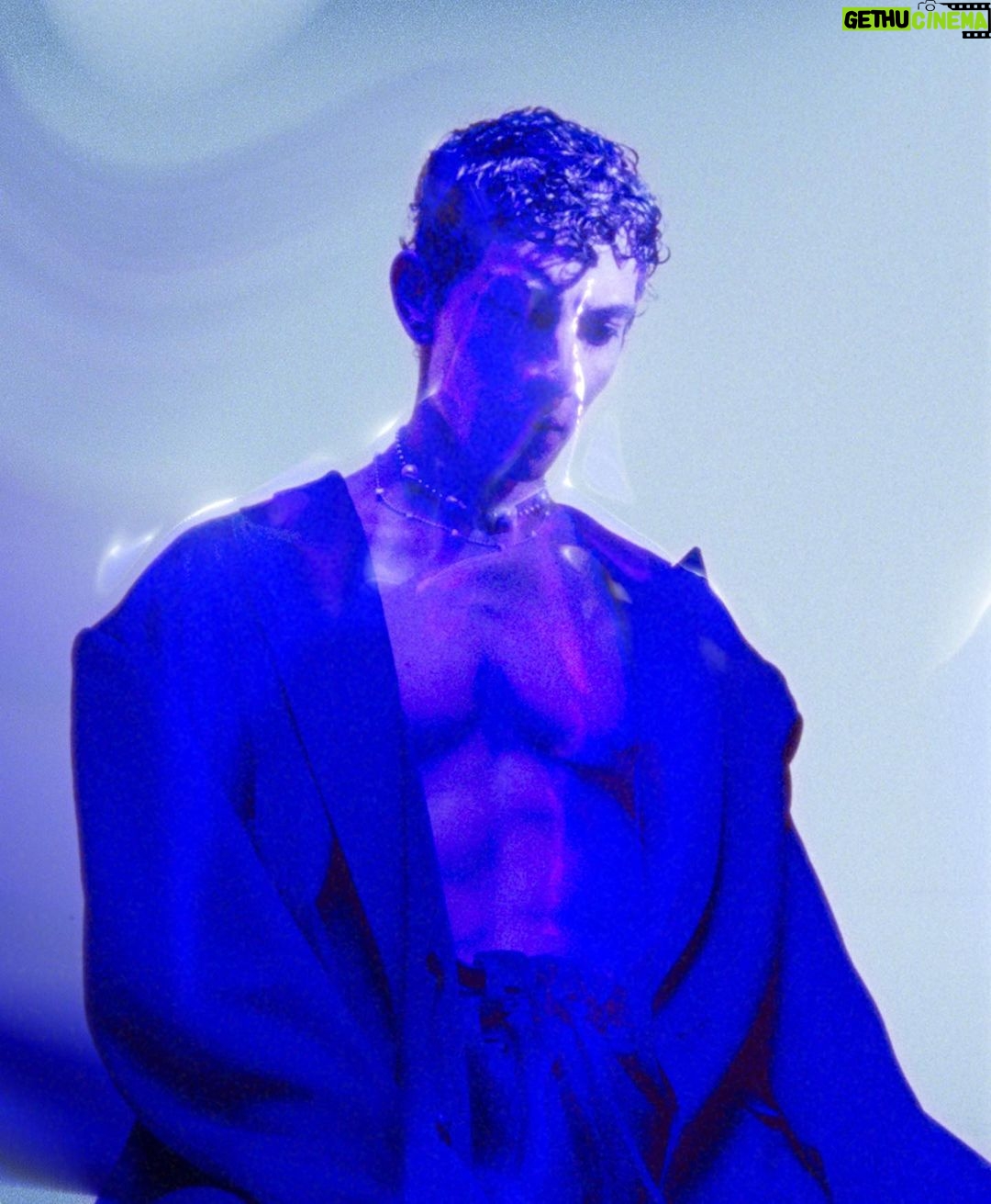 Jorge López Instagram - @dustmagazine . DUST COVER ISSUE21 ♏️ . Directed by @danielsannwald Dop @joaodebotelho Hair @charlielemindu Make up @adrianglezc Styling @natachavoranger Choreographer @diegovegasolorza Dancers @feerguez @infantefernando_ @santijimenezmx @robpapyy @jonh.deiby____ @ertavera @thegr8_jackson Edith @mahferraz Sound design @mahferraz Production @_pandorama @intheparkmanagement