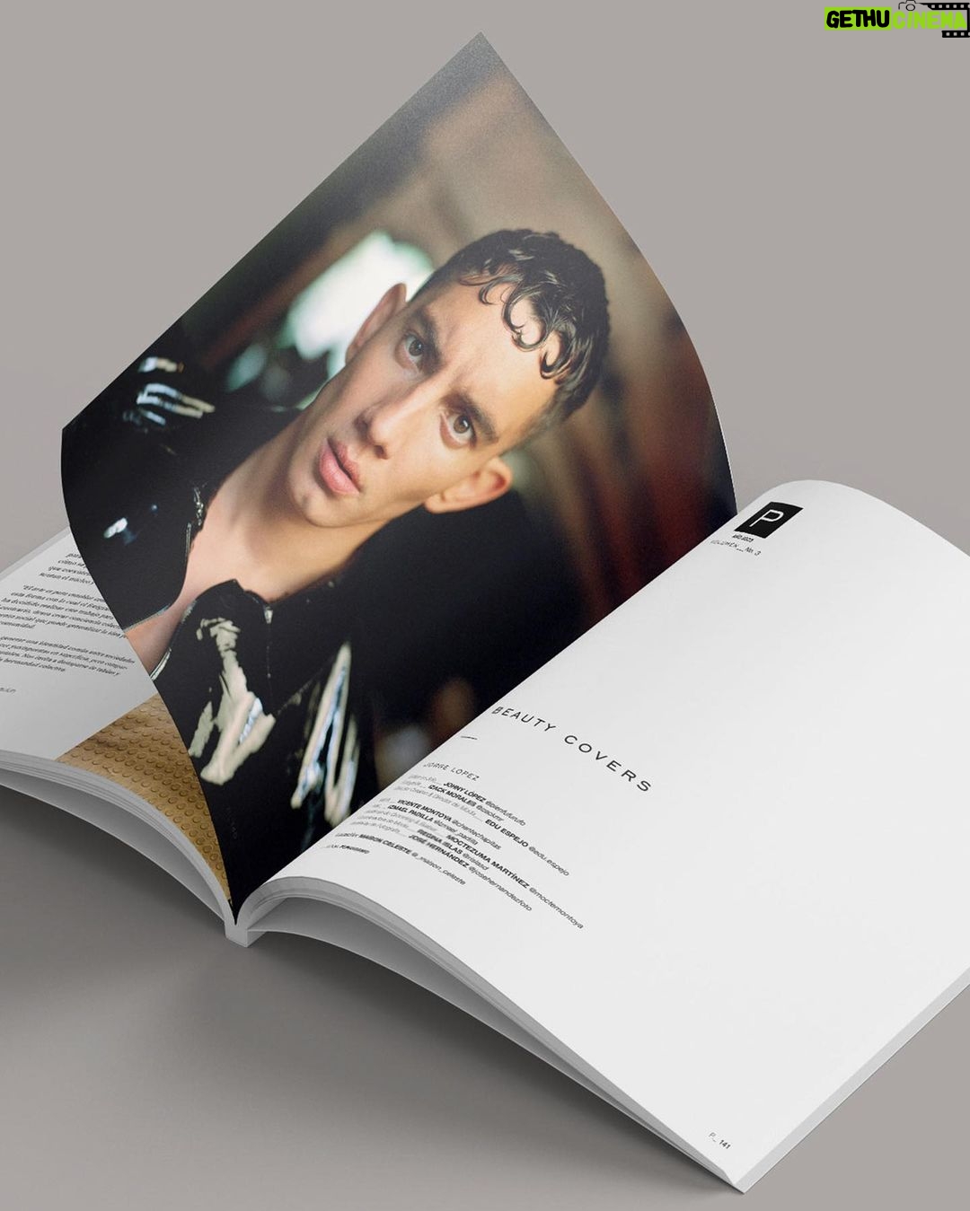 Jorge López Instagram - ¡ESTRENAMOS NUESTRO VOLUMEN N°3! Ese momento de conciencia absoluta en que decides desacelerar, reencontrar y simplemente disfrutar, así como se gozó esta sesión con @jorgelopez_as Editor en Jefe @bienfufurufo Fotografía @izackmr Director Creativo & de Moda @edu.espejo MUA @chentechapitas Hair @izmael_padilla Asistente de Grooming y Barber @moctemontoya Coordinadora de Moda @rislasd Asistente de Foto @josehernandezfoto Agradecemos las facilidades otorgadas a @_maison_celeste para el uso de sus instalaciones. PR @peperincon Management & Media @inkentourage Look Portada @dior Look Portada Beauty @ferragamo Historia Completa | Link en Bio ☝🏾 Adquiere tu Volumen N°3 en el Link en Bio ☝🏾 #perchamagazine #jorgelopez #jorgelopezxpercha #cover