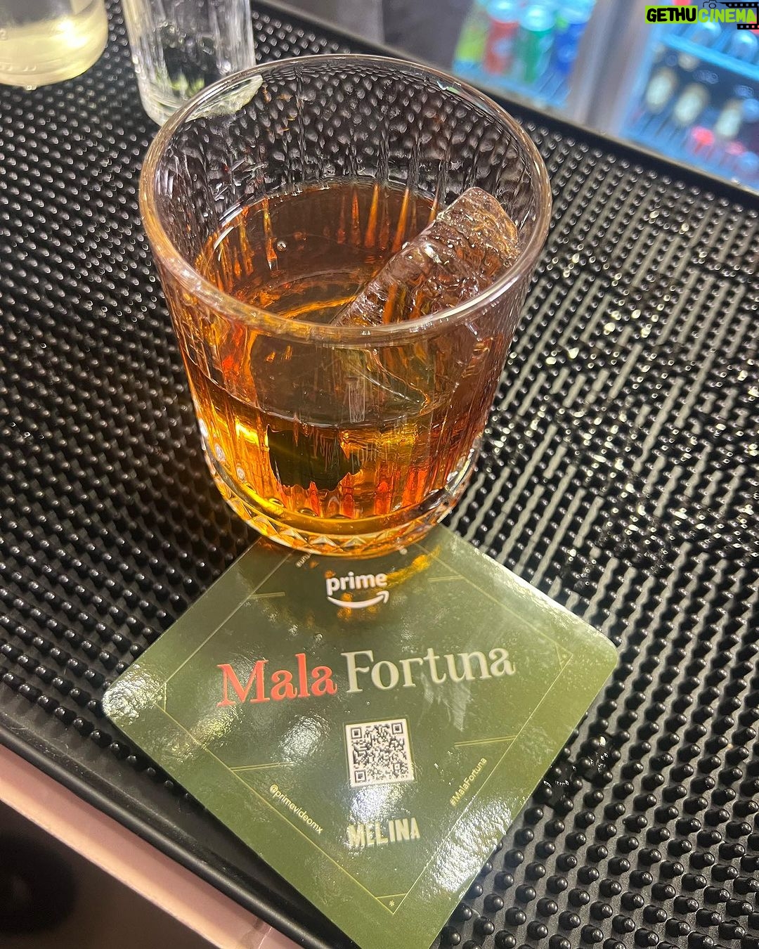 Jorge L贸pez Instagram - promo en familia!!, es que ya me siento mexicano 馃ぉ馃嚥馃嚱鈾ワ笍. Llegamos al mundo este viernes 18 !! #malafortuna @primevideo @primevideomx Mexico