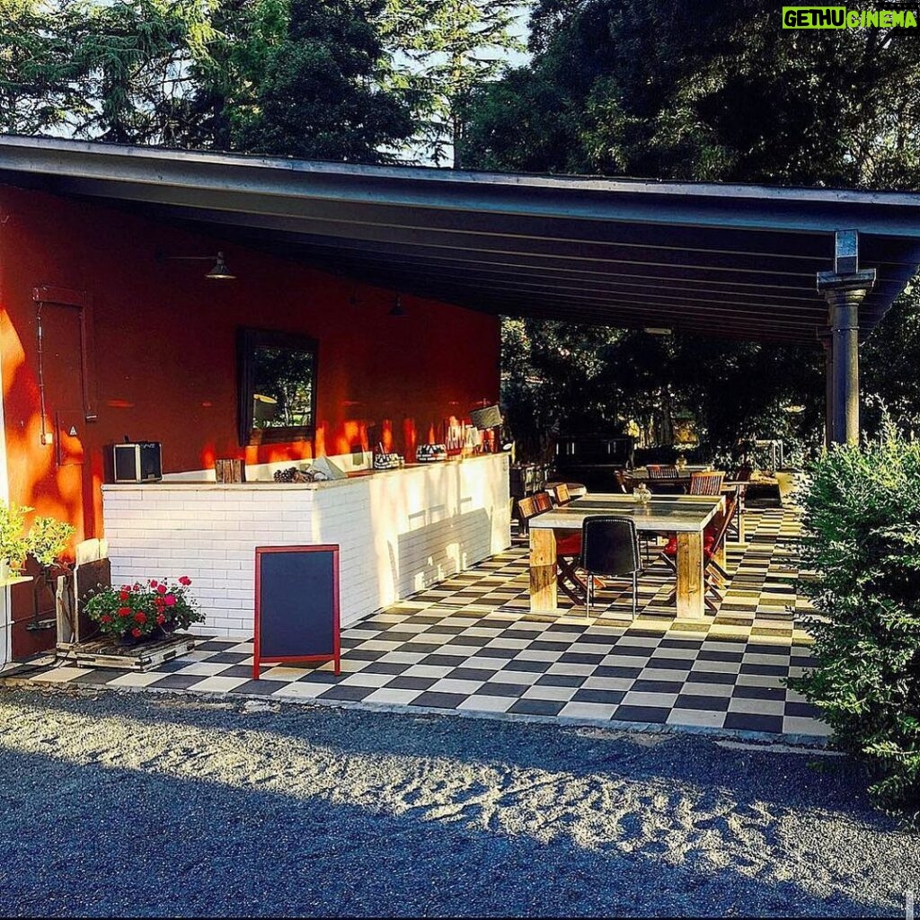José Pedro Vasconcelos Instagram - Paz @imanicountryhouse reserve diretamente e tenha acesso a promoções exclusivas em imani.pt imani - country house