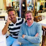 José Pedro Vasconcelos Instagram - A tradição está viva, jantar de verão com o meu amigo Quim, desta feita foi o mais velho que veio ter com o mais novo ao Sotavento. Gosto muito de ti Sr Barreiros Restaurante A Chaminé