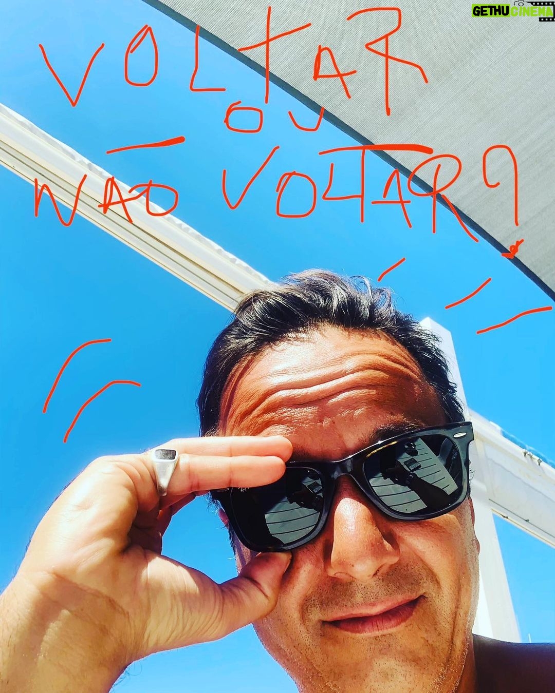 José Pedro Vasconcelos - 598 Likes - Voltar ou não voltar?