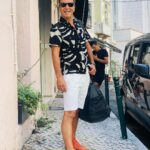 José Pedro Vasconcelos Instagram – Regresso ao trabalho. Ri de quê? Novidades em breve. Beijos Lisbon, Portugal