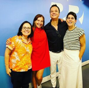 José Pedro Vasconcelos Instagram - @joanamarquespic @paginadaanagalvao @ineslopesgoncalves @renascenca Três mulheres no ar é poder! Obrigado pelo despertar p.s- isto são caras de pessoas normais pela manhã, make up só depois das 13h
