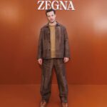 Joseph Quinn Instagram - Thank you @zegnaofficial @alessandrosartoriofficial #ZEGNASS23 #ad Oasi Zegna