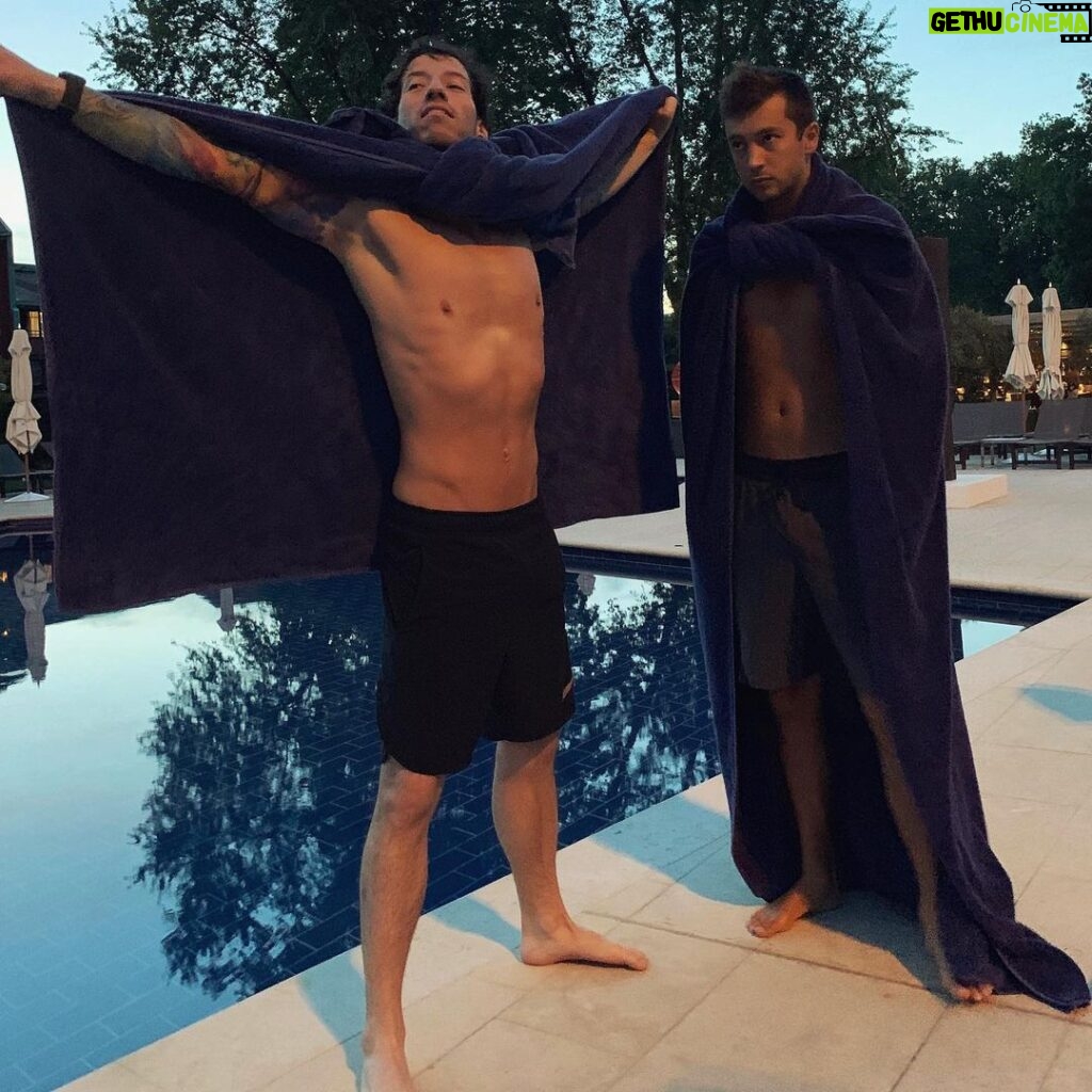 Josh Dun Instagram - news: Togg & Jogg fly around and save everyone at pool with vastly oversized towel capes.