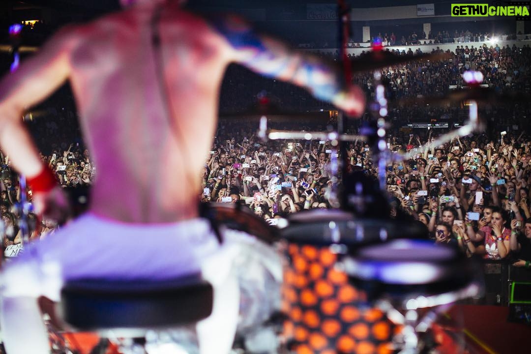 Josh Dun Instagram - I have black friends, gay friends, police friends, musician friends, guy friends, girl friends, mentally handicapped friends, sports friends, nerd friends, and different even still friends. I love them all. I don't view anyone differently based off of any of these things. a lot of them are in this room; on our crew even. music has always been my way to cope with injustice, unfair treatment, unneeded violence and pain in the world. a way for all of these friends to bond. I've always turned to music when things are tough. this show in Dallas with all my friends was important for me. important to turn to with a heavy heart in light of all of the violence and injustice happening recently. friendship and love is what we need to make the world a better place. (and maybe a couple of great records with live shows to go with) Dallas, Texas