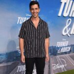Josh Peck Instagram - Not quite sure how I got so lucky to be on a show like Turner and Hooch, so I won’t question it. All I’ll say is here’s a photo dump from #turnerandhoochseries streaming NOW only on @disneyplus