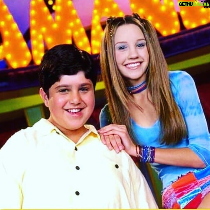 Josh Peck - 495.4K Likes - BYNES PECK 2024 🇺🇸🇺🇸🇺🇸 #tbt