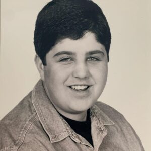 Josh Peck Instagram - Out here looking like a 16 year old real estate agent.