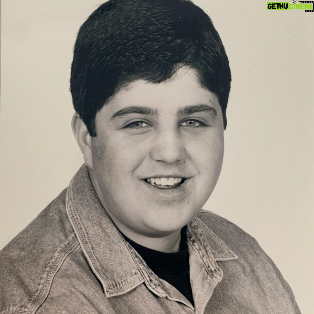 Josh Peck - 478.6K Likes - Out here looking like a 16 year old real estate agent.