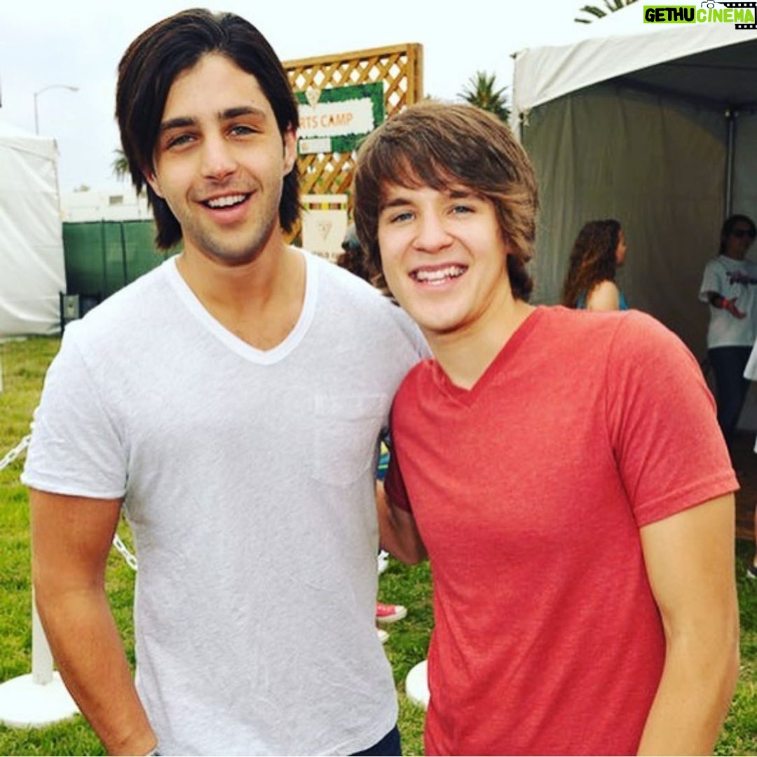 Josh Peck - 603.3K Likes - Never met a Ned or a flat iron I didn’t like #tbt