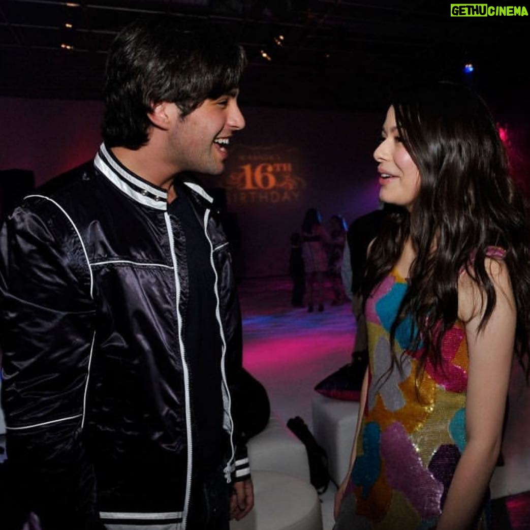Josh Peck - 477.3K Likes - Miranda doing her best not to laugh at my jacket....#tbt