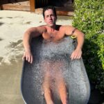 Josh Peck Instagram - Ice. So slimming. Ice.