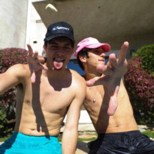 Josh Richards Instagram - Sway pool days