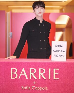 Joshua Instagram - 배리 💙 @barrie @sofiacoppola #배리 #배리x소피아코폴라 #BarrieSofiaCoppola #SofiaCoppola #광고