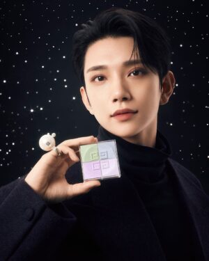 Joshua Instagram - Announcing new Givenchy Beauty Ambassador JOSHUA of SEVENTEEN.
 
“I am very happy and honored to have been chosen as an ambassador for Givenchy Beauty, a brand that I have always loved. I feel that Givenchy Beauty is a unique brand that has a classy yet witty side. I'm really looking forward to working with such a brand to express myself and the brand.”
 
JOSHUA is shown with iconic Prisme Libre Loose Powder in shade 01.
 
@joshu_acoustic
@ellejapan
Photographer : ARANG O
 
#GivenchyBeauty #PrismeLibre #GivenchyMakeup #JOSHUA #ジバンシイビューティー