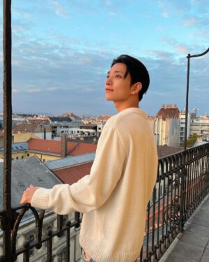 Joshua Instagram - 🌅
