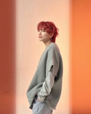Joshua Instagram - BTS 📸💙 📸  @ellejapan
@givenchybeauty