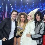 Josie Instagram – Qué fortuna la mía @tucaramesuena X! Bravo por su gente… Gracias @gestmusic y @antena3com siempre por esta edición mágica #viviendorasé con el mejor equipo humano. Gracias @fuentes_manel e integrantes del jurado: @chenoa @lolitafoficial @carloslatre @angelllacer_oficial 🩷🩷🩷🩷 A @mateovergaratv y a todos los equipos: vestuario, caracterización , arte, sonido, cuerpazo de baile, Arnau, producción, guión, Spotifys, comedor y tanta gente que nos ha cuidado… Y por supuesto al mejor de los elencos posibles: @mercheoficial @susicaramelo @anneigartiburu @andreaguasch @miriamrmusic_ @agustinjimenez @alfredgarcia y @jadeloficial Siempre os llevaré en mi corazón y siempre habrá un dosel en Villa Josie para vosotros y vuestros +1 que ya sabéis quiénes sois… Gracias por esta experiencia de vida 🧬🧬🧬 Gracias por el derroche de talento y por existir… 🩷 Ah! Y gracias @joseirun_fotografia porque sin tus fotos imposible publicar esto ni nada… Gracias! #TCMSFinal #TCMS #tcmsfinal 🥳 Plató de Tu cara me suena