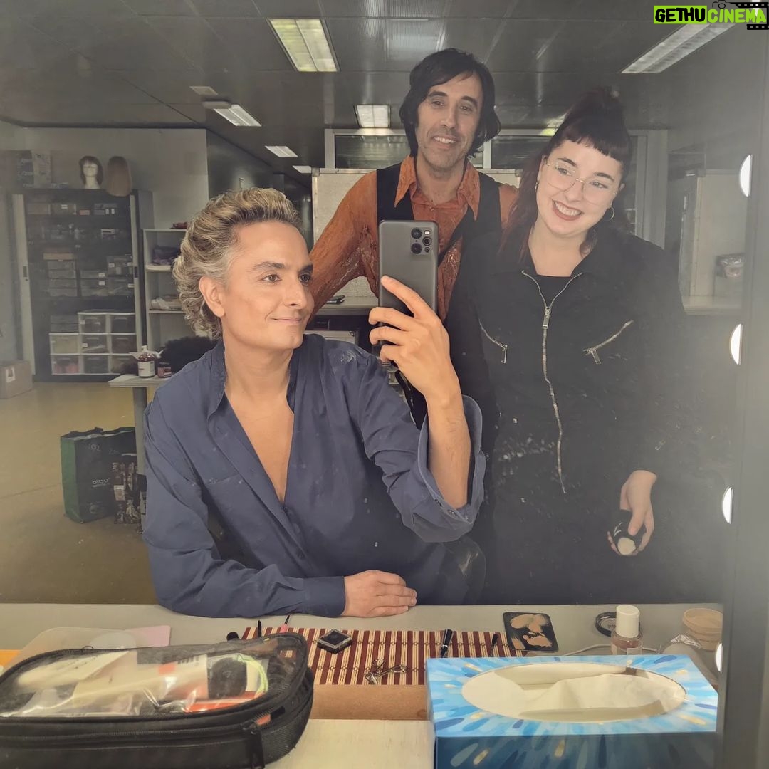 Josie Instagram - Un día más con el equipazo de @tucaramesuena 🎊🥳🎊 #viviendorasé :-) Barcelona, Spain