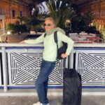 Josie Instagram - Hace casi 15 años que en este mismo punto de Atocha quedé con todo el equipo de #supermodelo para partir a Barcelona y emprender allí un viaje que aún no ha acabado y que es mi periplo en Televisión... Hoy con la misma ilusión, bastante más experiencia y fular de folclórica para proteger mi voz, vuelvo a esa ciudad que amo y a la que tanto debo para empezar mi aventura en @tucaramesuena 💥🧑🏻‍🎤💥 Deseadme suerte y permaneced muy atentos... #viviendorasé :-) Madrid Atocha