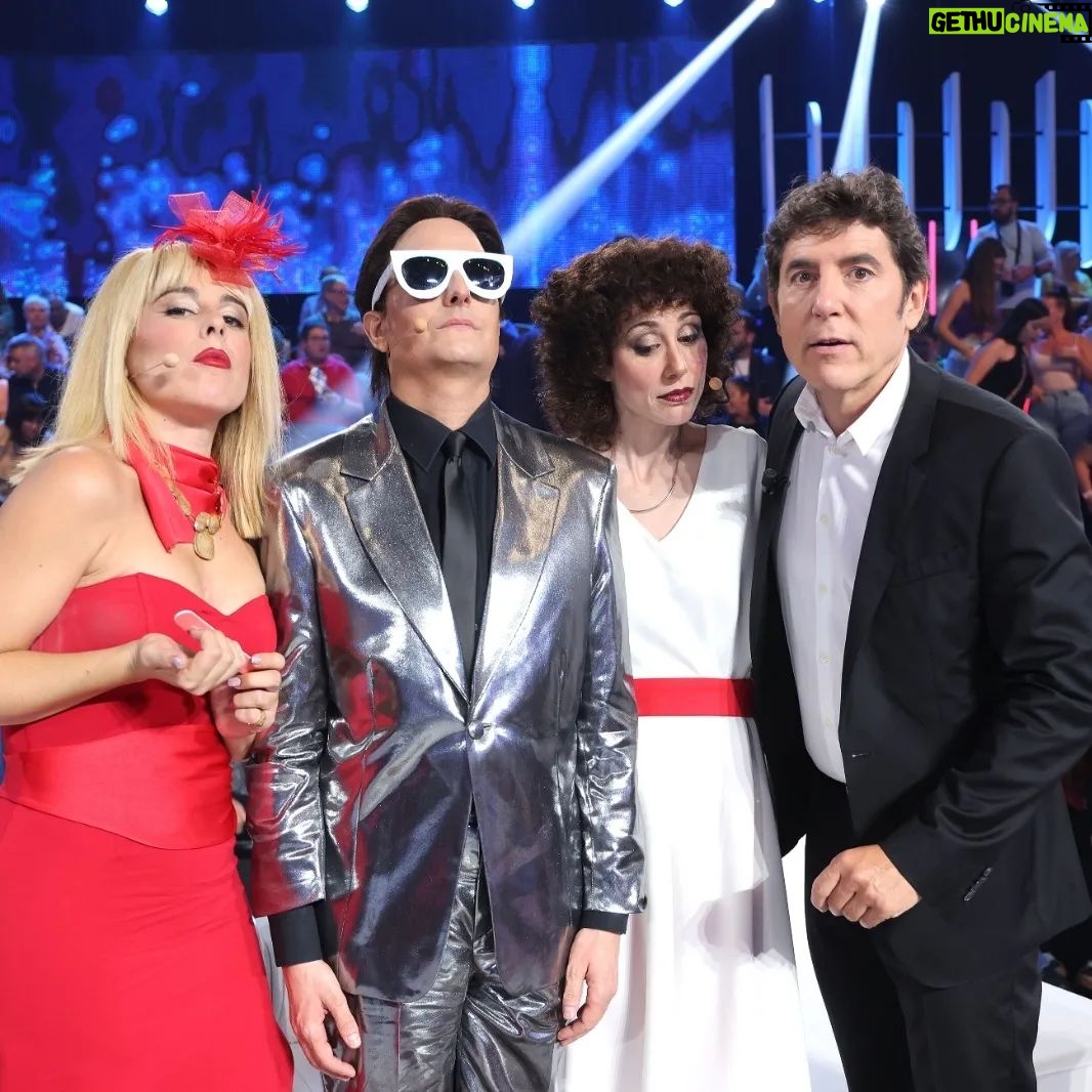 Josie Instagram - Recuerdos de una noche inolvidable en @tucaramesuena ✨🥳✨ El viernes que viene más y mejor a las 22h en @antena3com #viviendorasé :-)