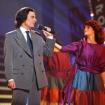 Josie Instagram - Si luchas contra los molinos de la canción, solo puedes empezar cantando "Quijote" e imitando al gran JULIO... 🙌🏻🧑‍🎤🙌🏻 Qué emocionante debut en @tucaramesuena y qué fuerte lo que nos espera... No os lo perdáis ni un solo viernes en @antena3com #viviendorasé :-) Plató de Tu cara me suena