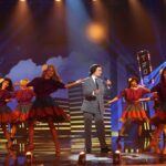 Josie Instagram - Si luchas contra los molinos de la canción, solo puedes empezar cantando "Quijote" e imitando al gran JULIO... 🙌🏻🧑‍🎤🙌🏻 Qué emocionante debut en @tucaramesuena y qué fuerte lo que nos espera... No os lo perdáis ni un solo viernes en @antena3com #viviendorasé :-) Plató de Tu cara me suena