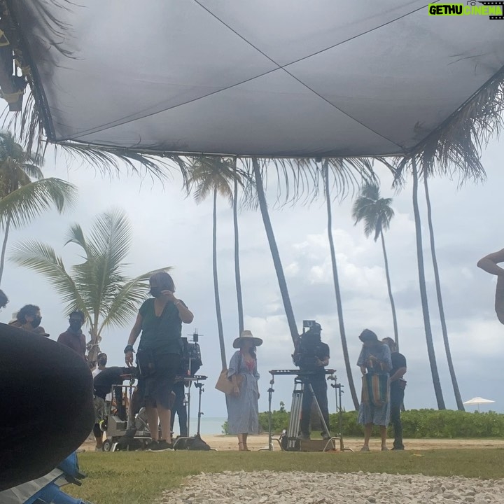 Josie Bissett Instagram - Dreaming of the beautiful beaches of Puerto Rico where we filmed @fantasyislandtv 🏝. Behind the scenes was always a blast with this gorgeous group! ❣️ Will you be tuning in to see what kind of craziness me, @lauraleightonforreal and @daphnezuniga get into on the island?! (it airs Sunday on @foxtv @8:30est) #fantasyisland #fantasyislandtv #melroseplace #puertorico #behindthescenes #janemancini