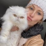 Josie Bissett Instagram - It feels official when it snows. Let the holiday season begin! Now I just need the rest of my family here ❤️Counting down the days❤️ Pacific Northwest