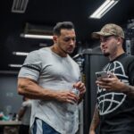 Jottapê Instagram – I aí irmão @jottape o shape tá vindo hein?! Quero ver se tá em sintonia! Kkkk Segue o plano 💪🏻🚀

Confere lá no @fefrancopro no YouTube, a avaliação física e treino com meu xará. Noix! Xploud Academia