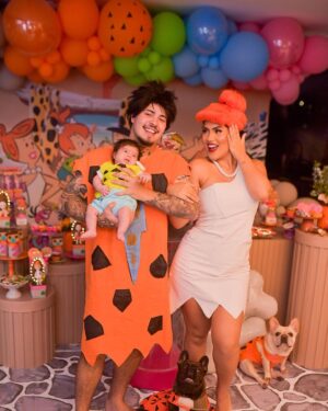 Jottapê Instagram - Yabba Dabba Doo! 🧡 #2MêsDaAthena 🫶🏼