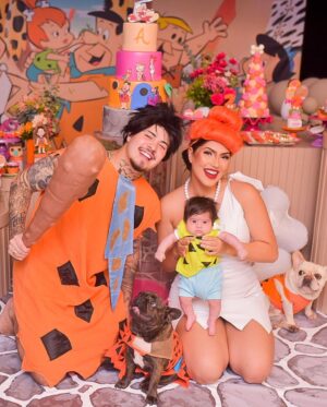 Jottapê Instagram - Yabba Dabba Doo! 🧡 #2MêsDaAthena 🫶🏼