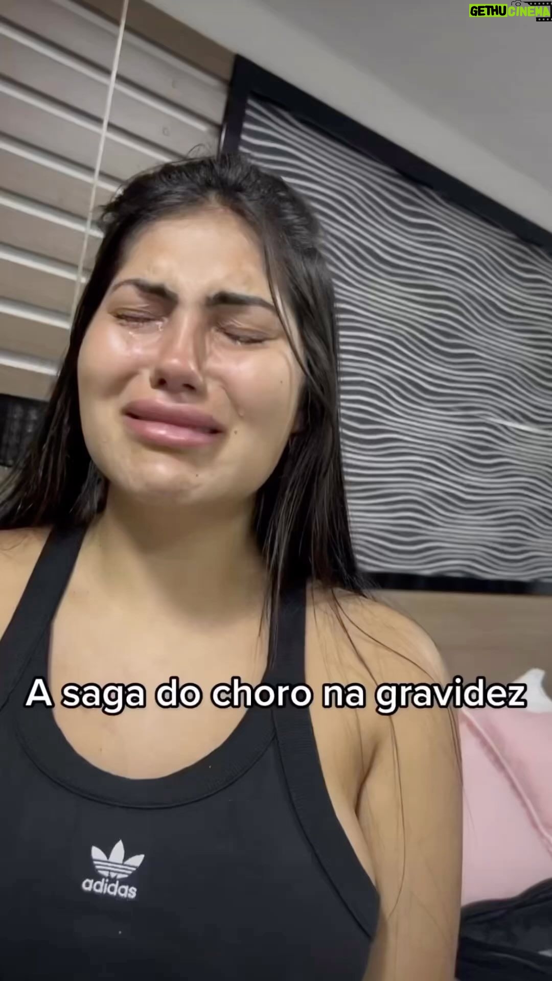Jottapê - 387.7K Likes - A saga do choro na gravidez 😂
