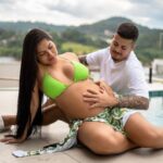Jottapê Instagram - Vocês acham que a Athena será mais a cara de quem, da mamãe ou do papai? 💚