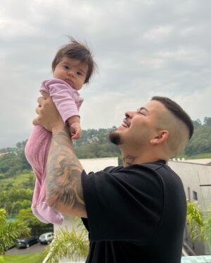 Jottapê Instagram - O seu primeiro dia das crianças ❤️ te amo como nunca amei ninguem 🥹