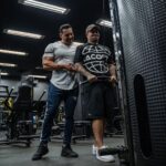 Jottapê Instagram – I aí irmão @jottape o shape tá vindo hein?! Quero ver se tá em sintonia! Kkkk Segue o plano 💪🏻🚀

Confere lá no @fefrancopro no YouTube, a avaliação física e treino com meu xará. Noix! Xploud Academia