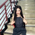 Joy Instagram - 러비들🤍 2주차 인가가요까지 칠킬 무대 무사히 마무리했어요🥹 열심히 준비한 정규 3집앨범 많이 사랑해주셔서 너무너무 고맙구 이른 시간 사녹에도 크게 응원해주셔서 힘이 많이 됐어요💚 2023년 한 해가 벌써 다 끝나가는데 이번 활동은 가장 크게 기억에 남을 행복한 활동이 될 것 같아요🥰 음방 활동은 끝났지만 계속 칠킬 앨범 많이 들어주실거죠?🥹 날이 많이 추운데 건강 잘 챙기시구 정말 너무너무 사랑합니다아🥰💚 마지막으로 이번 앨범 함께 고생해주신 모든 분들 정말 감사합니다!!💚🥹