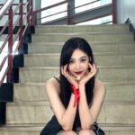 Joy Instagram - 러비들🤍 2주차 인가가요까지 칠킬 무대 무사히 마무리했어요🥹 열심히 준비한 정규 3집앨범 많이 사랑해주셔서 너무너무 고맙구 이른 시간 사녹에도 크게 응원해주셔서 힘이 많이 됐어요💚 2023년 한 해가 벌써 다 끝나가는데 이번 활동은 가장 크게 기억에 남을 행복한 활동이 될 것 같아요🥰 음방 활동은 끝났지만 계속 칠킬 앨범 많이 들어주실거죠?🥹 날이 많이 추운데 건강 잘 챙기시구 정말 너무너무 사랑합니다아🥰💚 마지막으로 이번 앨범 함께 고생해주신 모든 분들 정말 감사합니다!!💚🥹