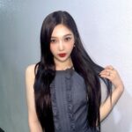 Joy Instagram - 러비들🤍 2주차 인가가요까지 칠킬 무대 무사히 마무리했어요🥹 열심히 준비한 정규 3집앨범 많이 사랑해주셔서 너무너무 고맙구 이른 시간 사녹에도 크게 응원해주셔서 힘이 많이 됐어요💚 2023년 한 해가 벌써 다 끝나가는데 이번 활동은 가장 크게 기억에 남을 행복한 활동이 될 것 같아요🥰 음방 활동은 끝났지만 계속 칠킬 앨범 많이 들어주실거죠?🥹 날이 많이 추운데 건강 잘 챙기시구 정말 너무너무 사랑합니다아🥰💚 마지막으로 이번 앨범 함께 고생해주신 모든 분들 정말 감사합니다!!💚🥹