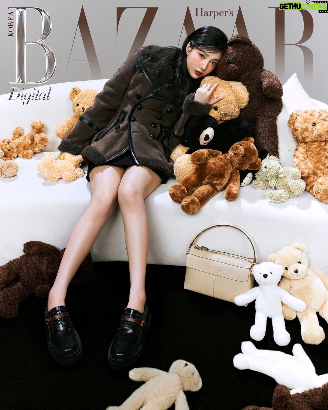 Joy Instagram - @tods 🧸 @harpersbazaarkorea 🖤