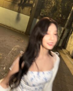 Joy Instagram - 밤샘촤령😛