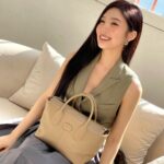 Joy Instagram - First of all, I was happy to meet the Tod’s SS24 Collection of Milan in Singapore. And I miss you so much , @walterchiapponi 🖤 I love you and I will always remember you🥲🖤